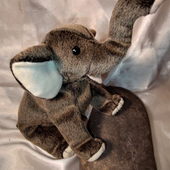 TY Beanie Bear "Trumpet" the Elephant - Picture 3 of 7